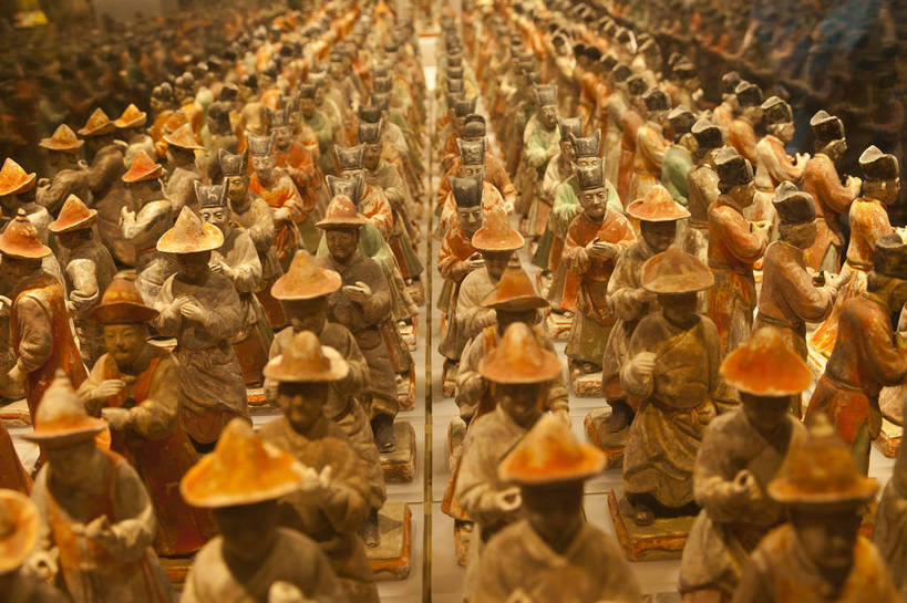 无人,博物馆,横图,彩色,室内,特写,白天,旅游,度假,雕塑,西安,中国,亚洲,风俗,雕像,图片,古典,文化,文物,娱乐,传统,排列,工艺品,享受,休闲,旅游胜地,放松,精神,摄影,古董,文官,古物,文明,中国文化,古玩,东亚,陕西,陕西省,湖北,西安市,中华人民共和国,省会,西北地区,陕,古代文明,制度,旅行,陕西历史博物馆,雁塔区,陕西省博物馆,bj174