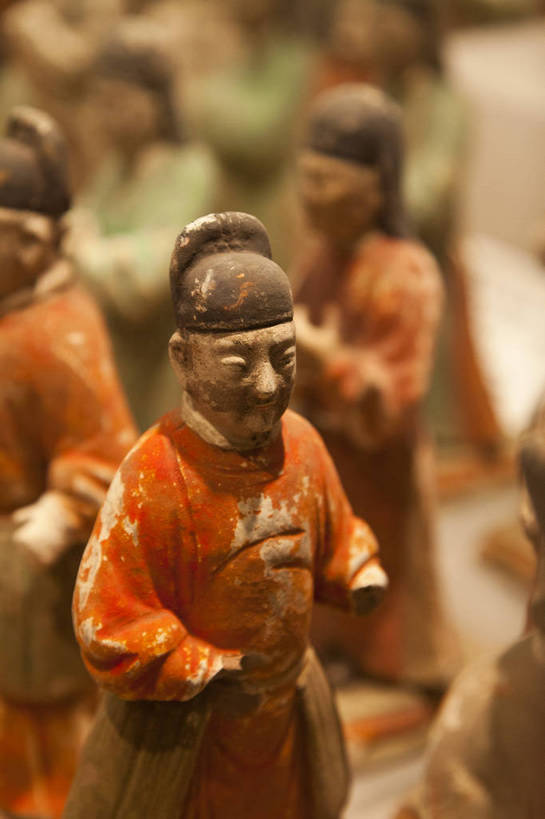 无人,博物馆,竖图,彩色,室内,特写,白天,旅游,度假,雕塑,西安,中国,亚洲,风俗,雕像,图片,古典,文化,文物,娱乐,传统,排列,工艺品,享受,休闲,旅游胜地,放松,精神,摄影,古董,文官,古物,文明,中国文化,古玩,东亚,陕西,陕西省,湖北,西安市,中华人民共和国,省会,西北地区,陕,古代文明,制度,旅行,陕西历史博物馆,雁塔区,陕西省博物馆,bj174