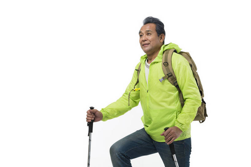 东方人,成年人,中年人,老年人,头发,一个人,攀登,微笑,横图,彩色,照片,白色背景,锻炼,旅游,度假,快乐,探险,幸福,秋季,北京,中国,亚洲,服装,节日,庆祝,图片,年轻,生活,注视,休闲装,黄种人,文化,娱乐,一个,衣服,白色,背包,春季,观察,看,郊游,庆典,休闲,游玩,健康,休闲服,放松,活力,精神,乐趣,力量,自信,摄影,服饰,生活方式,单个,拐杖,观看,纪念,手杖,假期,察看,退休,享乐,愉悦,关注,娱乐活动,爱好,玩乐,户外运动,装备,单人,挑战,周末,东亚,重阳节,乐观,单独,无忧无虑,老年男性,男人,男性,亚洲人,中国人,步行,登山,爬山,半身,影棚拍摄,旅行,欢乐,开心,愉快,登高节,老年节,运动装,bj174