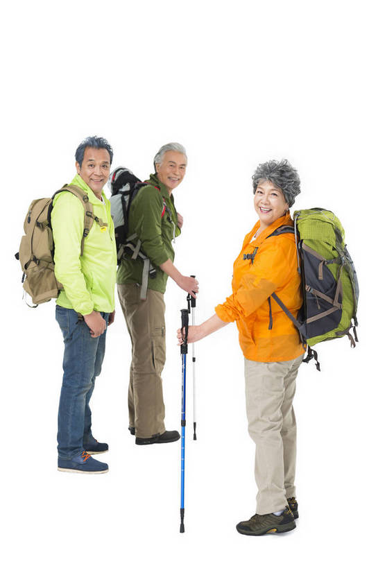东方人,成年人,老年人,头发,三个人,人群,伙伴,朋友,站,微笑,竖图,彩色,照片,白色背景,锻炼,旅游,度假,快乐,友谊,幸福,秋季,北京,中国,亚洲,服装,节日,庆祝,图片,年轻,生活,扭头,注视,休闲装,黄种人,文化,娱乐,衣服,白色,背包,观察,回头,看,转头,郊游,庆典,休闲,游玩,健康,休闲服,放松,活力,精神,乐趣,自信,摄影,服饰,转身,生活方式,拐杖,观看,纪念,手杖,假期,察看,退休,享乐,愉悦,关爱,关注,娱乐活动,爱好,玩乐,户外运动,结伴,装备,周末,东亚,陪同,重阳节,情感,乐观,陪伴,无忧无虑,友情,老年男性,老年女性,男人,男性,女人,女性,亚洲人,中国人,步行,半身,影棚拍摄,旅行,欢乐,开心,愉快,登高节,老年节,运动装,伴随,bj174