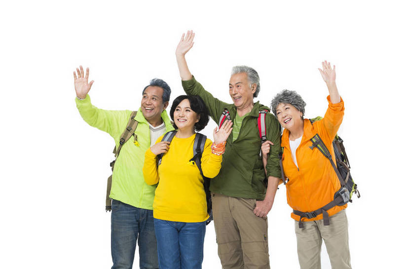 东方人,成年人,中年人,老年人,头发,四个人,人群,伙伴,朋友,站,笑,微笑,露齿笑,横图,彩色,照片,白色背景,仰视,锻炼,旅游,度假,快乐,兴奋,友谊,幸福,团队,秋季,北京,中国,亚洲,服装,节日,庆祝,并排,图片,年轻,生活,打招呼,挥手,注视,休闲装,黄种人,文化,娱乐,衣服,白色,背包,春季,观察,看,手势,招手,郊游,庆典,休闲,游玩,健康,休闲服,放松,活力,精神,乐趣,亲密,自信,摄影,服饰,生活方式,观看,靠近,纪念,假期,察看,退休,享乐,愉悦,关爱,关注,娱乐活动,亲近,爱好,玩乐,户外运动,结伴,装备,周末,东亚,陪同,重阳节,情感,乐观,陪伴,无忧无虑,友情,老年男性,老年女性,男人,男性,女人,女性,亚洲人,中国人,半身,低角度拍摄,影棚拍摄,旅行,欢乐,开心,愉快,登高节,老年节,打手势,运动装,伴随,bj174