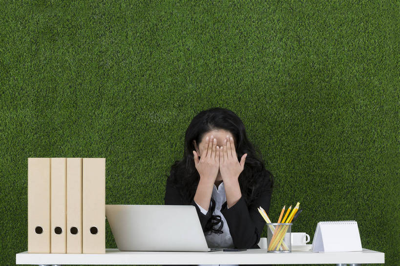 东方人,成年人,头发,一个人,商务人士,秘书,办公室,坐,笑,微笑,露齿笑,横图,彩色,照片,商务,快乐,信心,电脑,笔记本电脑,互联网,草地,草坪,北京,中国,亚洲,仅一个年轻女性,仅一个女性,仅一个人,绿色背景,套装,正装,工作,图片,办公桌,文件夹,职业装,黄种人,文具,绿色,自然,草皮,职业,健康,放松,活力,自信,遮,遮掩,摄影,清爽,优雅,合同,环境,生态,毛发,掩盖,高雅,遮挡,愉悦,清新,文档,单人,东亚,遮盖,环境保护,掩饰,乐观,活页夹,单独,能力,年轻女性,女人,女性,亚洲人,中国人,年轻人,长发,卷发,白领,半身,影棚拍摄,开心,愉快,魅力,办公室职员,bj174