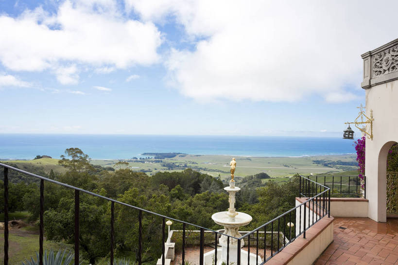 无人,横图,彩色,室外,白天,旅游,度假,名胜古迹,标志建筑,地标,建筑,雕塑,美国,遗迹,雕刻,雕像,城堡,景点,古典,古迹,历史,文化,文物,娱乐,建设,古建筑,住宅,白云,风景,蓝天,天空,享受,休闲,旅游胜地,放松,摄影,晴天,工艺,华丽,北美,北美洲,富有,加利福尼亚,华贵,美洲,经典,外景,古文明,加州,加利福尼亚州,金州,黄金州,北亚美利加洲,亚美利加洲,赫斯特城堡,圣西蒙,旅行,美利坚合众国,bj174