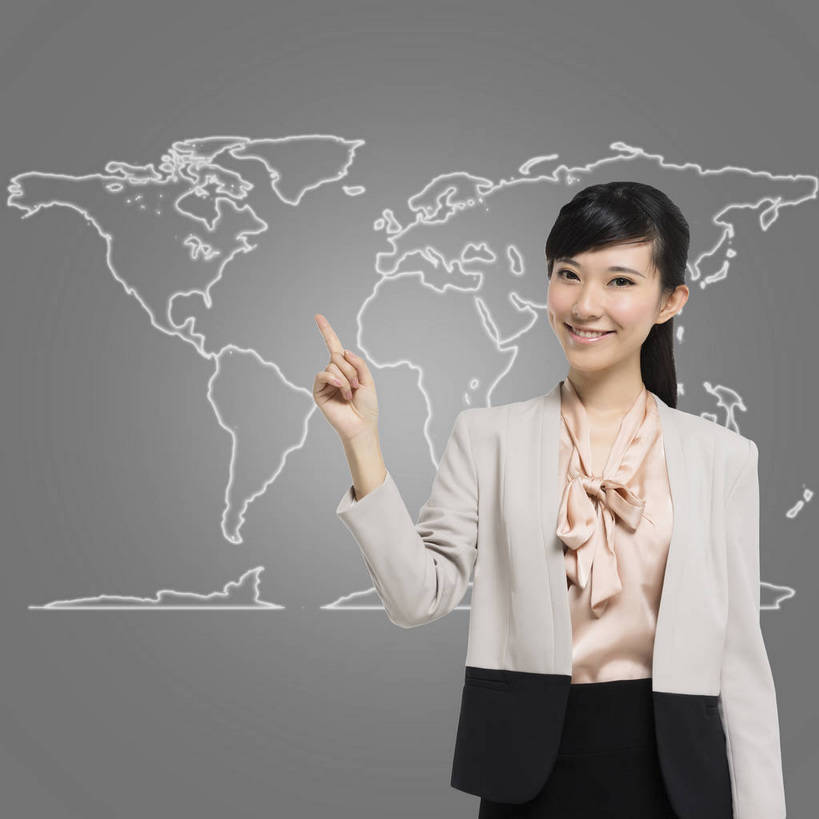 东方人,成年人,一个人,商务人士,教师,站,微笑,方图,彩色,插画,室内,白天,商务,快乐,幸福,骄傲,信心,数码,科技,地图,北京,中国,仅一个年轻女性,指,阴影,灰色背景,套装,正装,网络,图片,高光,几何,计算机图形,年轻,合成,图画,注视,指点,数码合成,画,黑板,观察,看,手势,职业,活力,美女,自信,讲解,教学,摄影,观看,指导,电脑合成图,数码合成图,察看,培训,指向,愉悦,女教师,合成图,关注,漫画,辅导,写实,具体,具象,乐观,年轻女性,女人,女性,亚洲人,中国人,年轻人,白领,讲师,老师,半身,开心,愉快,办公室职员,打手势,培训师,bj174