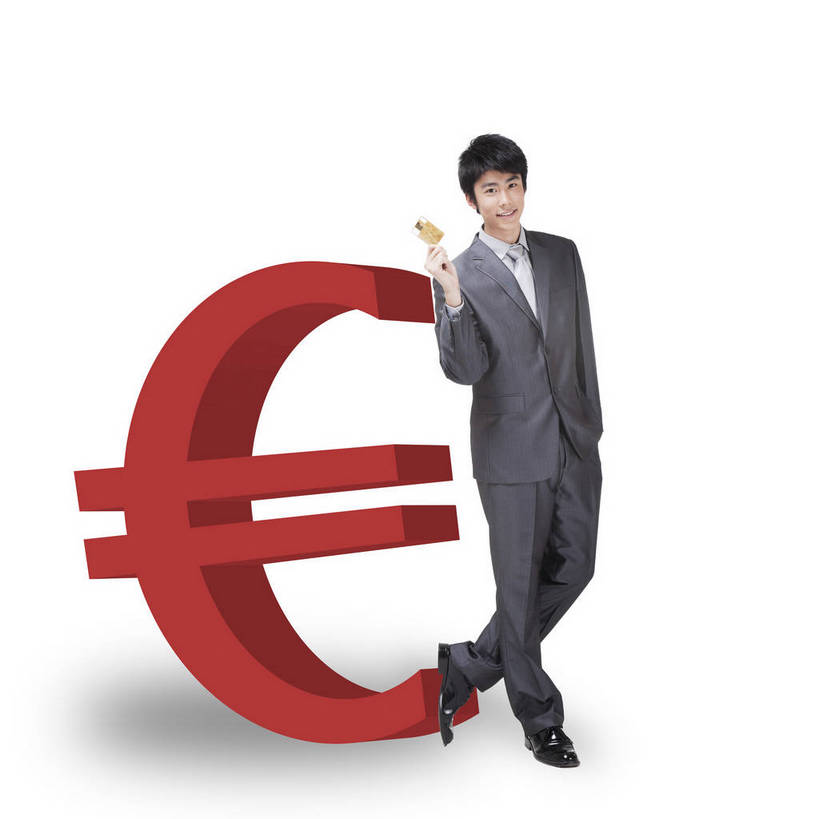 东方人,成年人,一个人,商务人士,站,微笑,方图,彩色,室内,白色背景,西装,购物,商务,快乐,自由,幸福,骄傲,成功,信心,钱,信用卡,消费,数码,科技,城市,北京,中国,亚洲,仅一个男性,阴影,套装,正装,工作,网络,符号,钱币,图片,高光,几何,计算机图形,欧元,年轻,合成,黄种人,数码合成,现代,卡片,支付,职业,健康,展示,卡,放松,活力,零售,自信,储蓄,财富,金融,理财,摄影,生活方式,经济,电脑合成图,数码合成图,付款,愉悦,合成图,成就,努力,单人,流通,贸易,东亚,乐观,单独,货币,现金,银行卡,男人,男性,年轻男性,亚洲人,中国人,年轻人,白领,欢乐,开心,愉快,办公室职员,bj174