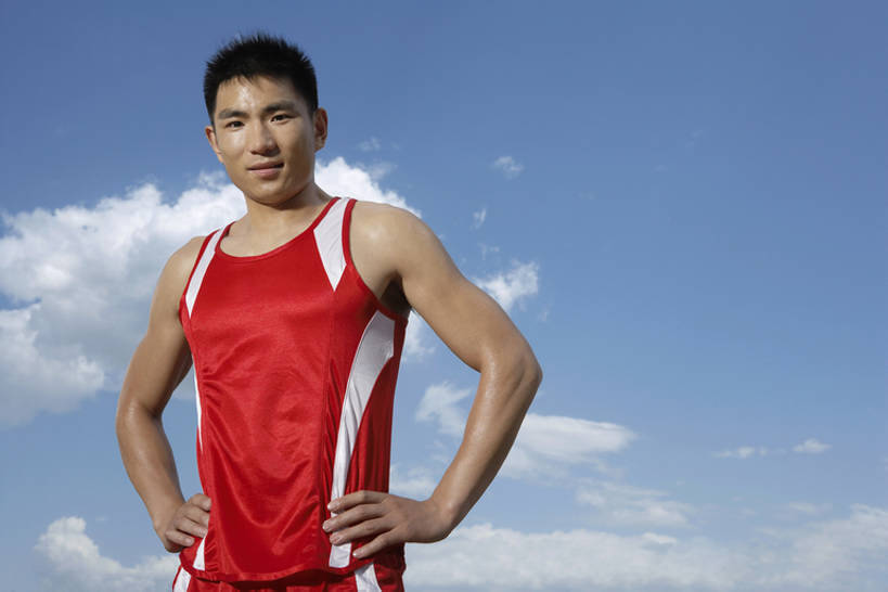 东方人,成年人,肌肉,健壮,一个人,运动员,跑,微笑,横图,室外,白天,留白,正面,运动服,锻炼,快乐,满意,成功,比赛,运动,信心,竞争,技术,赛跑,北京,中国,亚洲,仅一个男性,仅一个人,短裤,服装,跑道,球场,竞技运动,训练,注视,娱乐,体育场,手叉腰,刺激,仅一个年轻男性,衣服,蓝色,蓝天,天空,叉腰,观察,看,站着,教练,职业,休息,休闲,健康,疲倦,放松,活力,力量,摄影,服饰,汗水,观看,技巧,希望,迅速,察看,疲劳,酷,双手叉腰,敏捷,疲惫,体育运动,衣着,穿着,关注,决心,手艺,困乏,田径运动,挑战,东亚,坚持,疲乏,委顿,疲困,疲顿,疲钝,倦怠,怠倦,衣饰,技能,技艺,能力,获胜,体育,男人,男性,年轻男性,亚洲人,中国人,年轻人,上装,休闲活动,体育运动员,运动选手,半身,彩图,健身,妙技,运动装,本领,韧性,bj175