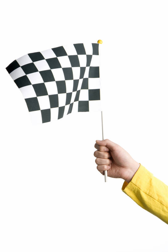 东方人,成年人,手,一个人,竖图,特写,留白,抠图,白色背景,侧面,锻炼,快乐,成功,比赛,运动,竞争,赛车,旗帜,仅一个女性,握,花纹,方格,格子,挥手,娱乐,休闲,握着,摄影,动作,体育运动,终点线,挑战,方格旗,获胜,体育,女人,女性,亚洲人,中国人,彩图,影棚拍摄,健身,结尾,bj175