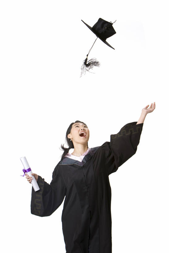东方人,成年人,一个人,学生,竖图,留白,抠图,白色背景,正面,兴奋,幸福,骄傲,成功,信心,中国,仅一个女性,握,文凭,半空,教育,刺激,站着,握着,摄影,流苏,知识,享乐,愉悦,学士帽,毕业生,毕业,成就,智力,学士服,东亚,垂布,学士袍,学位帽,年轻女性,女人,女性,亚洲人,中国人,年轻人,大学生,扔,仰头,彩图,影棚拍摄,大学,bj175
