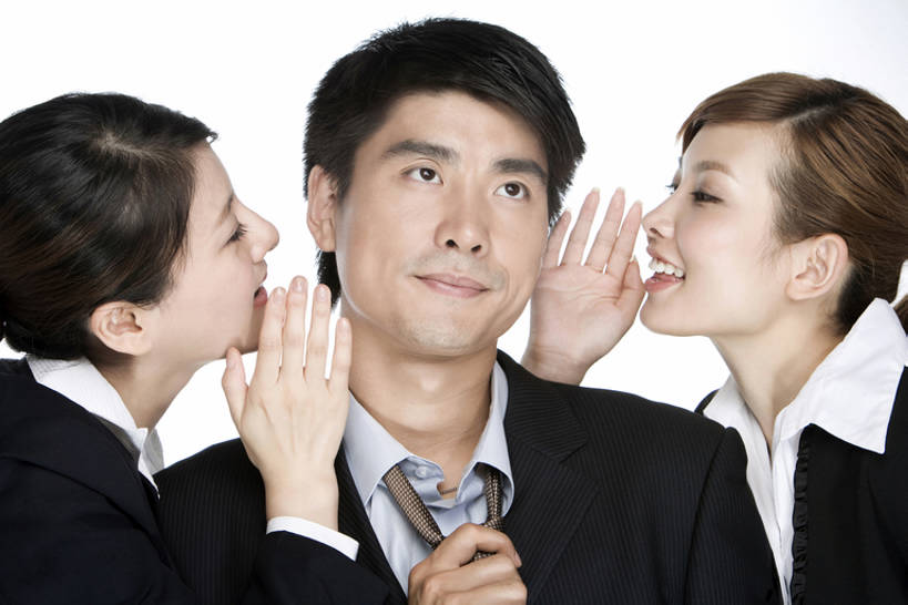 东方人,成年人,脸,头,脸颊,三个人,同事,商务人士,秘书,商务男性,商务女性,笑,说,微笑,露齿笑,横图,抠图,白色背景,侧面,衬衫,西装,商务,讨论,通讯,神秘,成功,合作,团队,集体,信心,竞争,技术,套装,正装,并排,冲突,信息,领带,听,队伍,肩膀,背面,站着,职业,概念,亲密,压力,愤怒,摄影,技巧,悲伤,领导,伤心,解释,难过,经理,成就,秘密,手艺,商务装,选择,私密,耳语,合伙,领袖,工薪阶层,陪同,一套,悲哀,哀痛,悲戚,悲痛,技能,技艺,陪伴,想法,厌倦,交流,男人,男性,年轻男性,年轻女性,女人,女性,亚洲人,中国人,年轻人,头部,脸部,脸蛋,面部,白领,上班族,沟通,讲话,交谈,捧着,商讨,说话,谈话,彩图,影棚拍摄,衬衣,建议,妙技,办公室职员,翻白眼,本领,隐秘,伴随,bj175