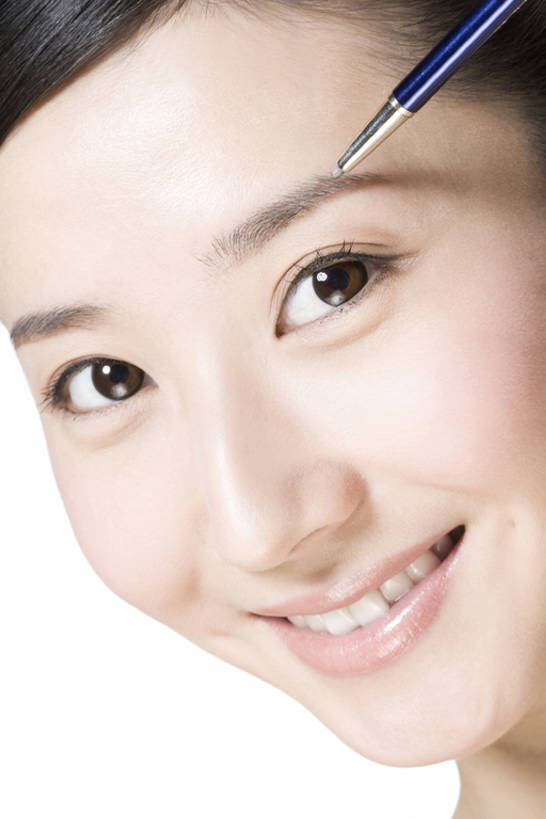 东方人,成年人,脸,头,脸颊,眉毛,裸体,一个人,笑,微笑,露齿笑,竖图,特写,抠图,白色背景,正面,化妆,美容,快乐,幸福,北京,中国,亚洲,仅一个年轻女性,仅一个女性,仅一个人,护肤,握,服装,美白,美丽,注视,休闲装,干净,裸露,肩膀,衣服,白色,化妆品,观察,看,清洁,保养,享受,休闲,健康,休闲服,眉笔,眼线笔,放松,乐趣,去角质,握着,保健,摄影,服饰,观看,保湿,皮肤,光滑,察看,滋润,享乐,护肤品,化妆用品,关爱,关注,清新,去死皮,肖像,裸,舒缓,东亚,纯净,养颜,去污,控油,紧肤,嫩肤,祛痘,去痘,祛角质,抗衰,再生,增白,补水,祛斑,抗皱,防皱,除皱,去皱,柔和,细腻,平滑,年轻女性,女人,女性,亚洲人,中国人,年轻人,头部,脸部,脸蛋,面部,彩图,影棚拍摄,欢乐,魅力,bj175