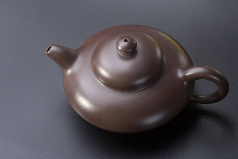 无人,横图,留白,下午茶,静物,亚洲,黑色背景,瓷器,茶叶,食品,褐色,饮品,饮食,食物,饮料,一个,黑色,茶壶,思考,紫砂壶,单个,可口,清新,中国文化,简洁,东亚,热饮,纯净,北京市,适口,影棚拍摄,传统文化,bj175