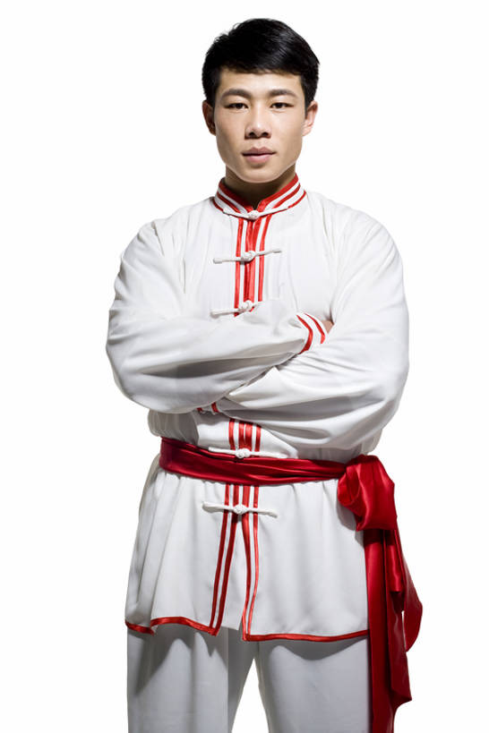 东方人,成年人,一个人,站,双手交叉,竖图,白色背景,正面,锻炼,骄傲,运动,信心,技术,武术,中国,亚洲,仅一个男性,仅一个人,注视,腰带,仅一个年轻男性,红色,观察,看,太极拳,健康,力量,观看,技巧,察看,专心,双手抱胸,关注,近景,中国文化,决心,空手道,手艺,武打,弹性,东亚,武功,北京市,勇气,技能,技艺,能力,认真,体育,男人,男性,年轻男性,亚洲人,中国人,年轻人,彩图,影棚拍摄,传统服装,健身,武学,妙技,传统文化,本领,韧性,bj175