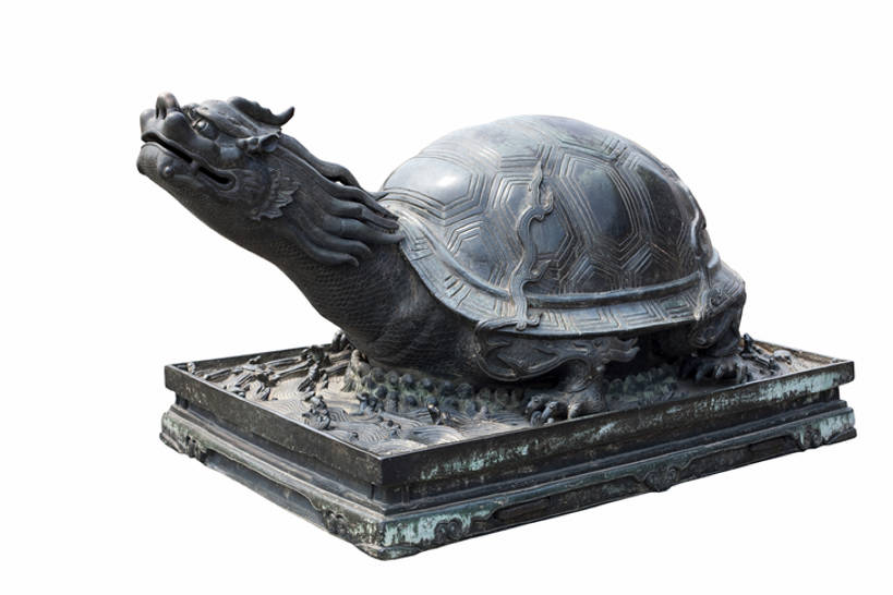 无人,横图,留白,白色背景,侧面,奢侈,静物,雕塑,北京,中国,亚洲,神话,装饰,雕像,古典,豪华,历史,传统,古代,一个,工艺品,摄影,影棚,单个,华丽,珍贵,铜,风格,镀金,中国文化,摄影棚,手艺,底座,古典风格,东亚,远古,皇室,富丽,古远,华美,彩图,全身,影棚拍摄,拍摄,传统文化,华侈,奢华,赑屃,龙生九子,bj175