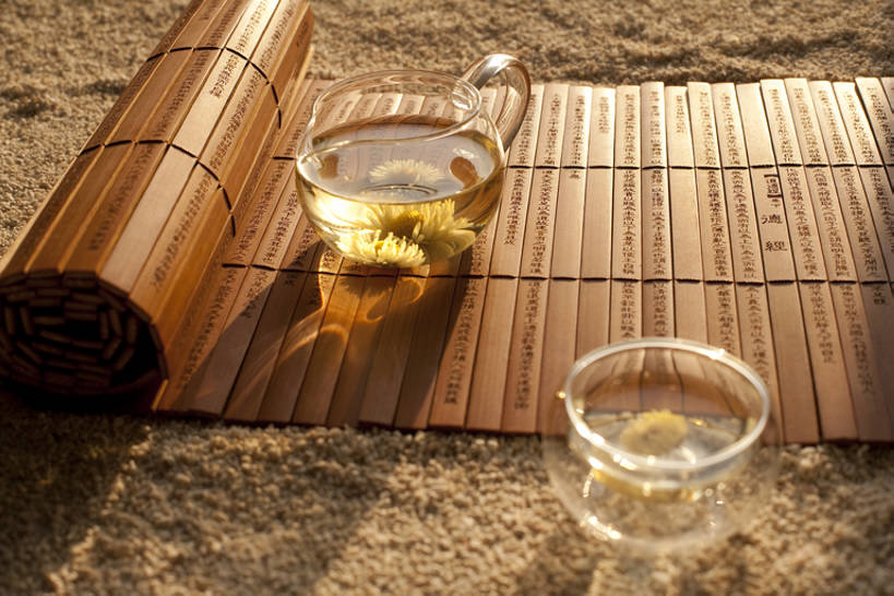 无人,横图,茶,静物,沙子,茶道,饮食,饮料,茶壶,花茶,汉字,摄影,竹简,中国文化,菊花茶,热饮,东亚文化,茶杯,彩图,影棚拍摄,bj175