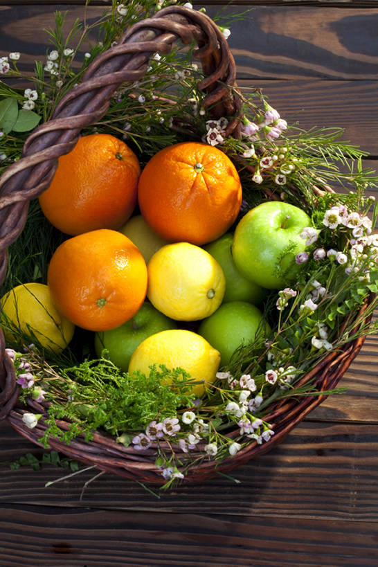 无人,竖图,俯视,室内,背景,桌子,苹果,静物,水果,中国,丰富,篮子,木材,木纹,食品,饮品,筐,花,食物,饮料,绿色,容器,概念,健康,摄影,多样,简单,可口,东亚,健康食物,适口,彩图,高角度拍摄,bj175