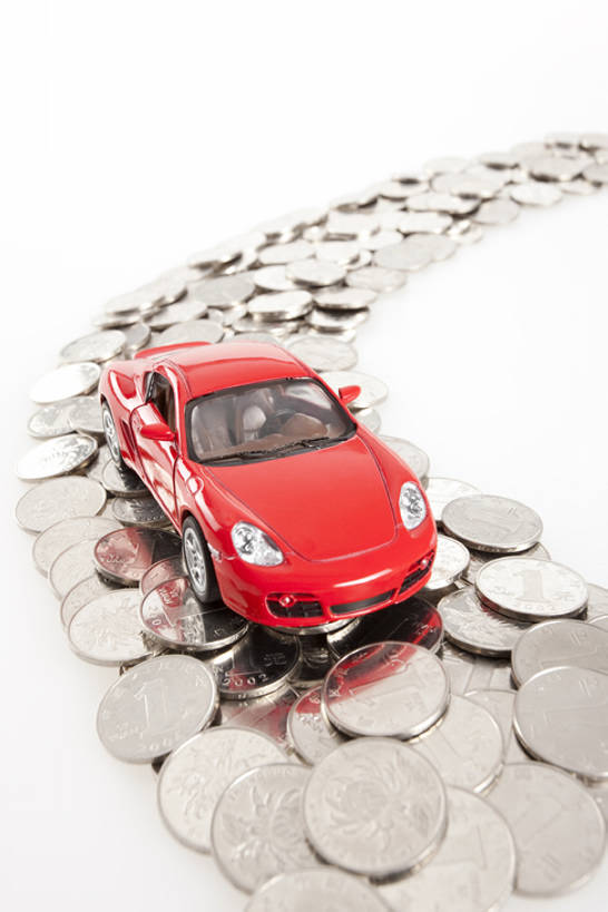 无人,银行,竖图,白色背景,赚钱,计划,钱,人民币,消费,路,汽车,静物,北京,中国,亚洲,许多,堆叠,丰富,钱币,交通,很多,方向,概念,财富,金融,理财,摄影,生长,经济,创造力,价格标签,驾车,流通,贸易,汽油,东亚,繁荣,膨胀,想法,筹划,打算,货币,现金,硬币,玩具车,彩图,影棚拍摄,财会,bj175