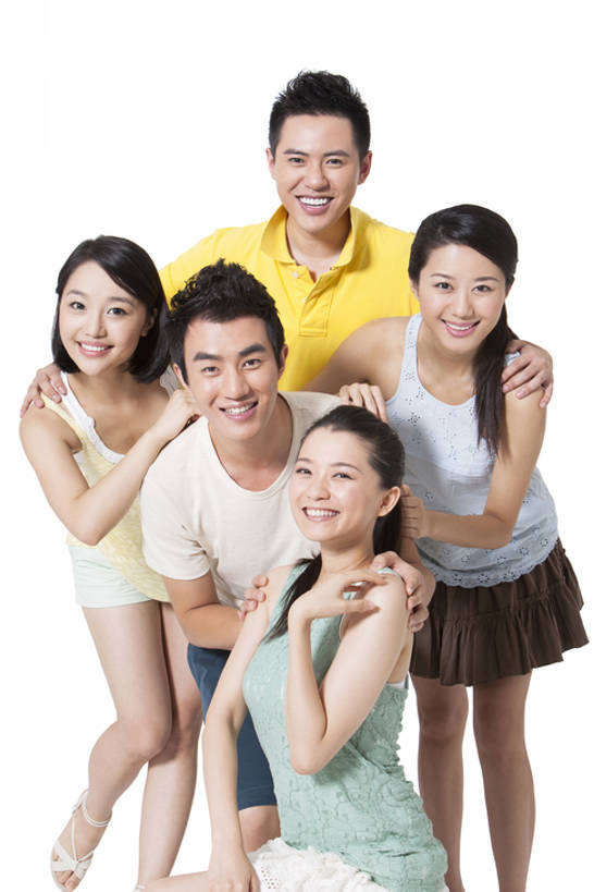 东方人,成年人,蹲,笑,微笑,露齿笑,竖图,留白,白色背景,正面,时尚,友谊,幸福,北京,中国,亚洲,五个人,注视,休闲装,观察,看,健康,搭,摄影,影棚,生活方式,观看,察看,酷,搭着,关注,摄影棚,肖像,东亚,陪同,集体照,陪伴,团结,男人,男性,年轻男性,年轻女性,女人,女性,亚洲人,中国人,年轻人,彩图,影棚拍摄,欢乐,拍摄,挨着,伴随,bj175