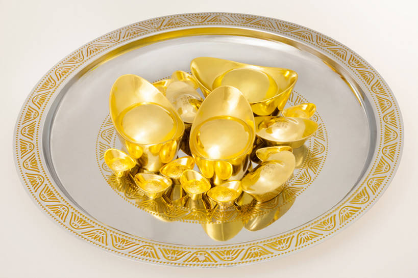 无人,横图,俯视,白色背景,运气,静物,北京,中国,亚洲,许多,堆叠,光线,金属,光芒,很多,古典,餐盘,传统,黄金,储蓄,服务,财富,金融,摄影,影棚,珍贵,中国文化,摄影棚,华贵,东亚,远古,东亚文化,收集,繁荣,古代文明,聚宝盆,货币,彩图,高角度拍摄,影棚拍摄,拍摄,元宝,传统文化,bj175