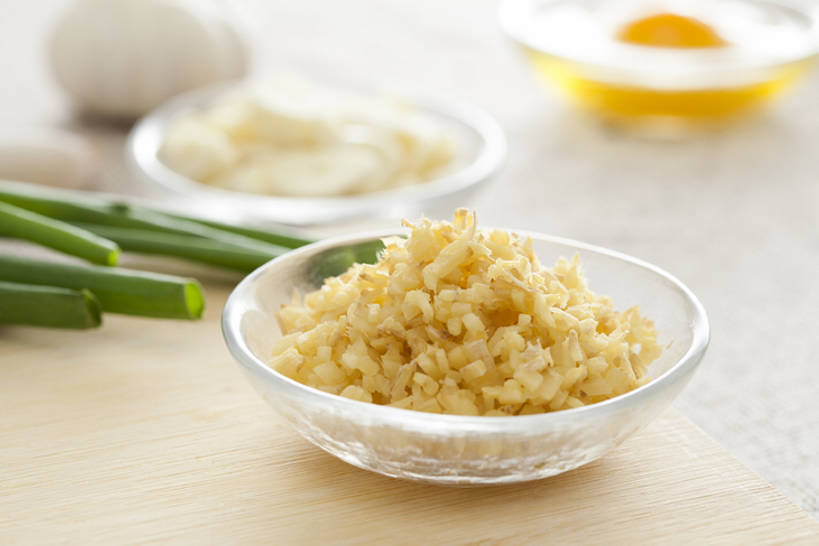 点心,面包,无人,横图,特写,蔬菜,静物,玻璃,中国,亚洲,切开,准备,堆叠,丰富,材料,葱,蛋,蛋黄,调料,鸡蛋,生食,食品,面点,案板,饮品,调味品,切块,吐司,饮食,食物,糕点,饮料,自然,碗,切,健康,摄影,有机食品,多样,法式面包,堆,膳食,可口,清新,剖面,吐司面包,东亚,切面,健康食物,适口,玻璃杯,生姜,大蒜,烹调,彩图,影棚拍摄,多士,听型面包,成分,bj175