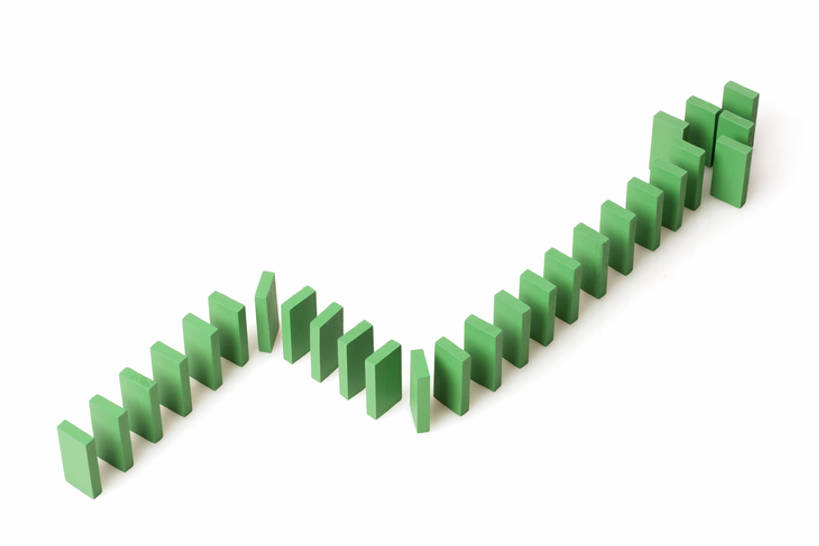 无人,横图,留白,抠图,白色背景,商务,赚钱,指示牌,静物,北京,中国,亚洲,一排,许多,连接,形状,丰富,整齐,标志,文字,很多,联系,方向,标识,箭头,排列,绿色,箭,站着,概念,线图,财富,金融,投资,摄影,生长,上升,创造力,指向,指数,利润,队列,多米诺,东亚,发展,簇,繁荣,进展,想法,彩图,影棚拍摄,多米诺效应,bj175