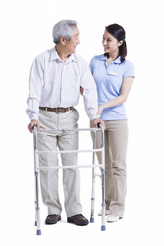 东方人,成年人,老年人,头发,两个人,医生,病人,护士,笑,微笑,露齿笑,竖图,留白,抠图,白色背景,正面,快乐,幸福,安全,技术,北京,中国,亚洲,握,并排,工具,防护,休闲装,白色,站着,医护人员,医疗人员,职业,保养,面对面,器械,平衡,亲密,服务,护理,握着,保健,摄影,名牌,生活方式,技巧,保护,看护,协助,支撑,医疗,疾病,享乐,白衣天使,脆弱,关爱,手艺,医疗器械,保险,残疾,东亚,恢复,陪同,助行器,保全,周全,安稳,安定,辅助设备,疗养院,责任,技能,技艺,陪伴,平安,信任,老年男性,男人,男性,年轻女性,女人,女性,亚洲人,中国人,年轻人,大夫,步行,说话,彩图,全身,影棚拍摄,欢乐,妙技,收容所,本领,家庭护理,伴随,bj175