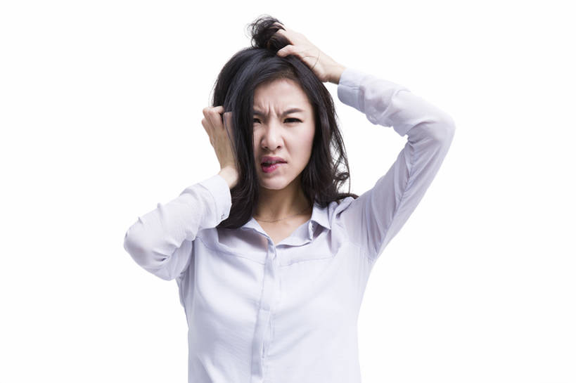 东方人,成年人,一个人,商务人士,商务女性,摸,横图,留白,抠图,白色背景,正面,衬衫,商务,时尚,失败,北京,中国,亚洲,仅一个年轻女性,仅一个女性,仅一个人,抚摸,咬,正装,生气,注视,现代,观察,看,站着,表情,压力,愤怒,摄影,观看,失望,恼怒,悲伤,头痛,咬着,察看,愤慨,伤心,绝望,难过,怒气,气愤,忧虑,发怒,关注,怒火,消极,痛苦,肖像,扮鬼脸,问题,情绪,脾气,东亚,忿怒,怨恨,强烈,挫败,悲哀,哀痛,悲戚,悲痛,气忿,愤恨,肝火,激动,年轻女性,女人,女性,亚洲人,中国人,年轻人,白领,触摸,接触,半身,彩图,影棚拍摄,办公室职员,乱发,bj175