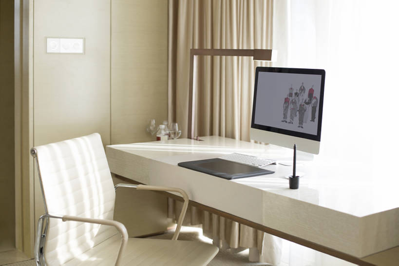 无人,设计师,办公室,家,横图,室内,白天,留白,时尚,集体,电脑,显示器,互联网,技术,窗户,窗帘,桌子,城市,椅子,北京,中国,亚洲,网络,屏幕,器材,房屋,公寓,画板,利益,干净,输入设备,通讯设备,现代,书桌,团体,台式电脑,创意,摄影,奋斗,灵感,愿望,组织,住房,工作室,努力,通信设备,逆光,草图,创新,输出设备,东亚,计算机制图,新意,无线电技术,理想,想法,电脑一体机,计算机,设计,沟通,彩图,速写本,bj175