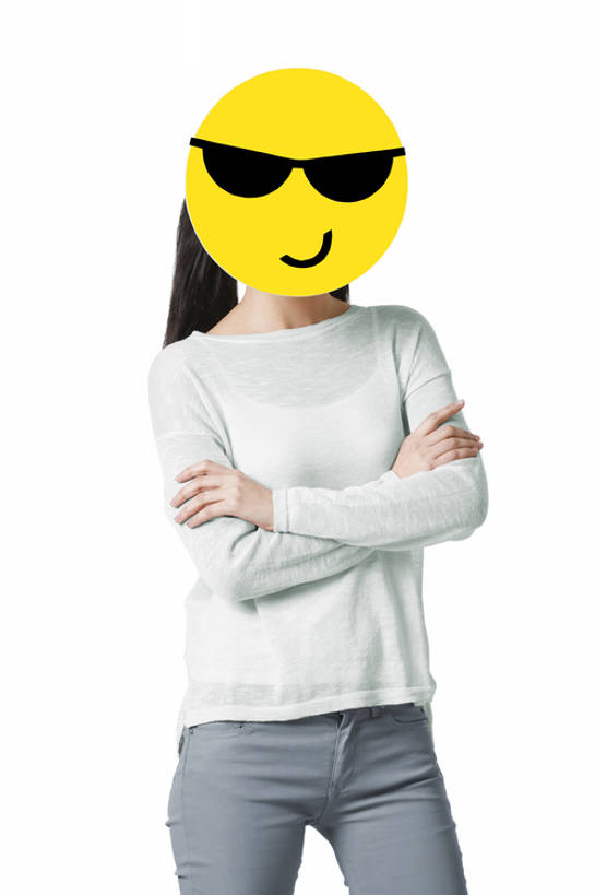 东方人,成年人,脸,头,脸颊,一个人,双手交叉,微笑,竖图,留白,抠图,白色背景,正面,时尚,快乐,幸福,纯洁,骄傲,信心,互联网,北京,中国,亚洲,仅一个年轻女性,仅一个女性,仅一个人,覆盖,圆形,标志,符号,面具,文字,记事本,注视,休闲装,标识,现代,本子,笔记本,太阳镜,观察,看,站着,概念,表情,卡通,活力,可爱,童年,童趣,摄影,生活方式,观看,察看,创造力,笑脸,隐藏,双手抱胸,酷,享乐,关注,标点,情绪,童真,东亚,烂漫,无邪,天真,年轻女性,女人,女性,亚洲人,中国人,年轻人,头部,脸部,脸蛋,面部,彩图,影棚拍摄,欢乐,文字表情,颜表情,颜文字,拟人,表情符号,bj175