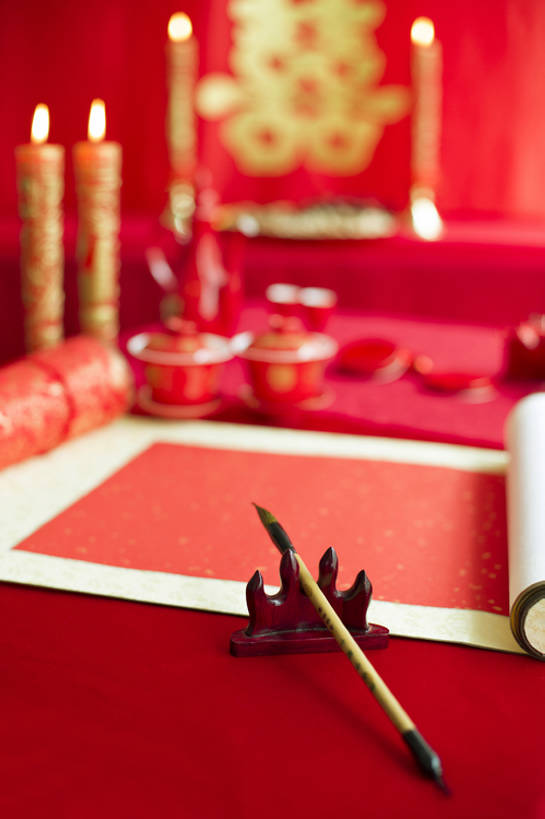 无人,竖图,特写,留白,婚礼,快乐,幸福,运气,静物,杯子,蜡烛,北京,中国,亚洲,准备,风俗,庆祝,装饰,毛笔,烛光,办公用品,古典,结婚,浪漫,传统,文具,红色,学习用品,点燃,喜庆,汉字,精神,摄影,纪念,卷,文具用品,仪式,风格,中国文化,典礼,古典风格,喜字,东亚,空白,制度,茶杯,彩图,影棚拍摄,高兴,传统文化,洞房,喜烛,bj175