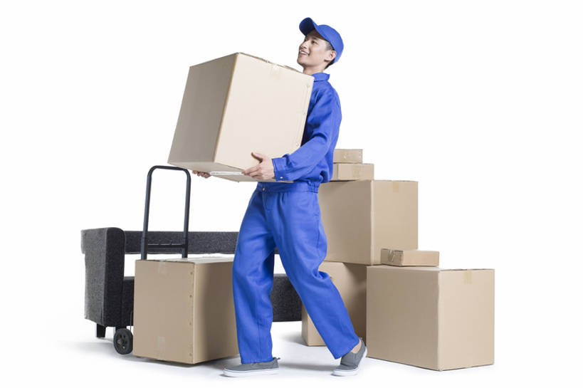 东方人,成年人,一个人,服务员,笑,微笑,露齿笑,横图,留白,抠图,白色背景,侧面,制服,快乐,幸福,热情,信心,家具,沙发,帽子,北京,中国,亚洲,仅一个男性,仅一个人,握,堆叠,工作,包裹,包装,商品,马车,盒子,工人,仅一个年轻男性,手推车,站着,职业,鸭舌帽,服务,握着,运输,摄影,生活方式,搬家,搬运工,享乐,货运,运送,东亚,责任,男人,男性,年轻男性,亚洲人,中国人,年轻人,服务生,侍者,员工,步行,彩图,全身,影棚拍摄,欢乐,匠人,劳动者,体力工,递送,工人阶级,bj175