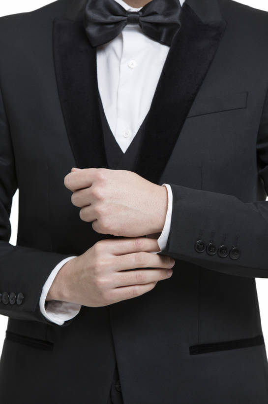 东方人,成年人,一个人,新郎,竖图,白色背景,正面,婚礼,时尚,快乐,北京,中国,亚洲,仅一个男性,仅一个人,服装,正装,庆祝,领结,结婚,现代,仅一个年轻男性,站着,喜庆,摄影,生活方式,纪念,马甲,严肃,部分,高雅,神圣,东亚,燕尾服,开端,认真,男人,男性,年轻男性,亚洲人,中国人,年轻人,彩图,影棚拍摄,礼服,高兴,bj175