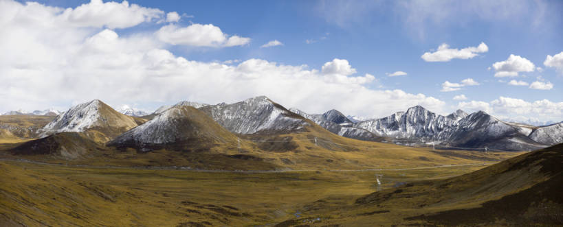 无人,横图,全景,室外,白天,留白,旅游,度假,草地,草原,美景,山,山脉,雪,雪山,中国,亚洲,曲折,地形,景观,陆地,山顶,山坡,云,山谷,云层,娱乐,西藏,草,蓝色,风景,天空,自然,享受,休闲,景色,放松,摄影,宁静,环境,自然风光,自然现象,东亚,西藏自治区,地貌,青藏高原,坎坷,崎岖,地质学,自然地理,彩图,旅行,唐古拉山,广角,bj175