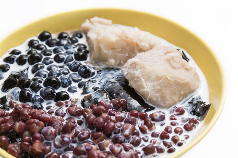 点心,牛奶,无人,横图,特写,留白,抠图,白色背景,豆,静物,北京,中国,亚洲,融化,材料,芋头,美味,食品,甜点,甜品,饮品,饮食,食物,糕点,饮料,碗,甜食,健康,摄影,有机食品,混合,可口,清新,东亚,赤豆,健康食物,适口,彩图,影棚拍摄,仙草冻,bj175