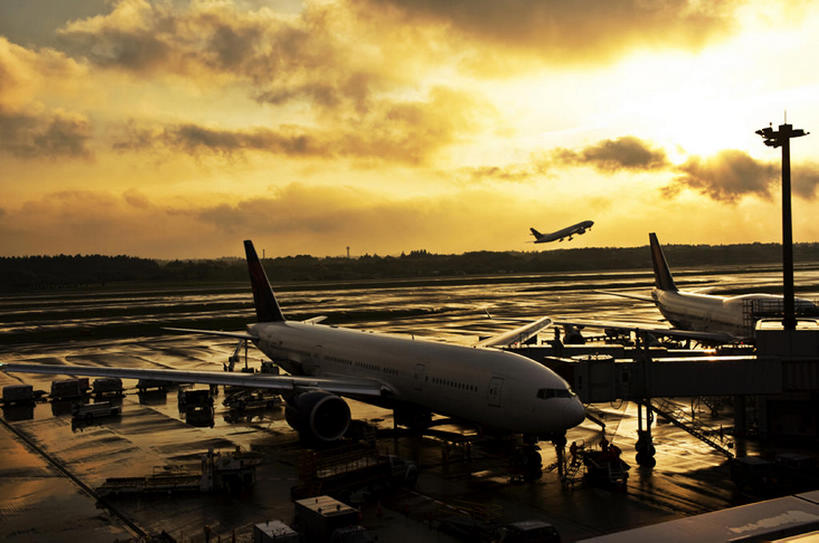 无人,机场,横图,室外,夜晚,日落,飞机,飞机场,日本,起飞,地形,云,黎明,停车,天空,自然,黄昏,运输,摄影,千叶,成田机场,彩图,bj175