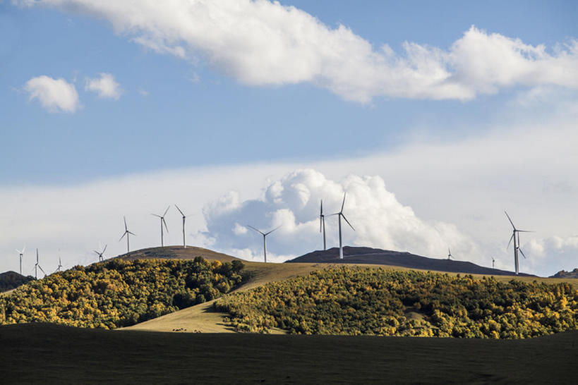 无人,横图,室外,白天,旅游,度假,农业,风能,风力发电机,草原,美景,山,风,风车,日光,中国,亚洲,环保,曲折,电力,风力,景观,山坡,云,云层,娱乐,设备,草,风景,天空,自然,享受,休闲,发电,机械,景色,放松,工业,摄影,能源,生态,资源,风力机,自然风光,动力设备,利用,低碳,东亚,替代能源,环境保护,内蒙古,涡轮,坎坷,崎岖,地质学,冒险,风力发电,风力涡轮机,风轮机,彩图,旅行,广角,bj175