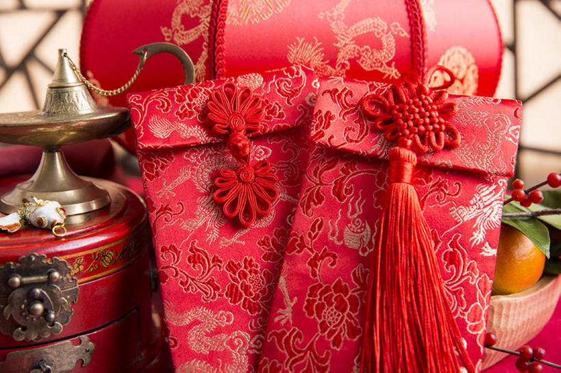 无人,横图,运气,静物,照明,中国,春节,亚洲,风俗,灯笼,纸灯笼,古典,首饰盒,传统,装饰品,红色,中国结,灯具,概念,精神,摄影,红包,照亮,仪式,照明设备,中国文化,油灯,典礼,古典风格,东亚,东亚文化,元旦,制度,彩图,传统文化,传统节日,bj175