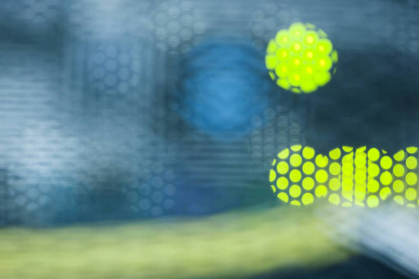 无人,横图,特写,抽象,北京,中国,亚洲,鲜艳,圆形,标志,指示灯,斑点,光,铁丝网,光亮,黄色,摄影,部分,明亮,照亮,照明设备,东亚,散焦,彩图,bj175