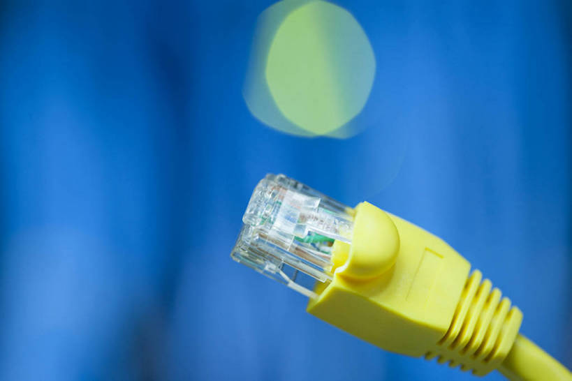 无人,横图,特写,通讯,互联网,技术,数据,科技,北京,中国,亚洲,连接,传输,科学,因特网,网络,网址,信息,电缆,电器,域名,联系,现代,黄色,通信,创意,摄影,网线,部分,电流,控制,数据线,金属丝,水晶头,地址,USB线,计算机设备,东亚,线缆,无线电技术,技能,机件,计算机电缆,彩图,USB数据线,bj175