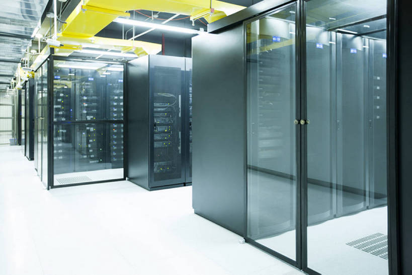 无人,办公室,横图,室内,白天,安全,信心,互联网,技术,数据,科技,门,玻璃,北京,中国,亚洲,一排,连接,整齐,科学,因特网,网络,网址,信息,电器,配件,器材,域名,支架,走廊,联系,现代,排列,容器,箱子,橱柜,工具箱,工业,通信,创意,摄影,储藏,支撑,主机,复杂,部件,控制,工程,机房,企业,公司,储存,队列,地址,计算机设备,东亚,网络服务器,控制室,无线电技术,技能,机件,解决,彩图,贮存,网络安全防护,工业机械,bj175