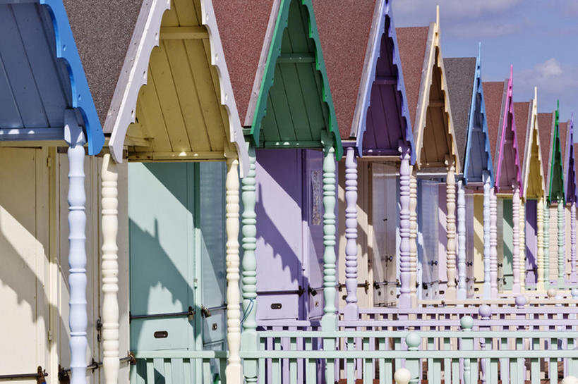 无人,横图,彩色,室外,白天,建筑,一排,关闭,整齐,圆柱,房屋,英格兰,排列,摄影,建造,五颜六色,色彩斑斓,队列,封闭,前门,五彩缤纷,五彩斑斓,艾塞克斯大学,五光十色,彩图,门廊,bj175