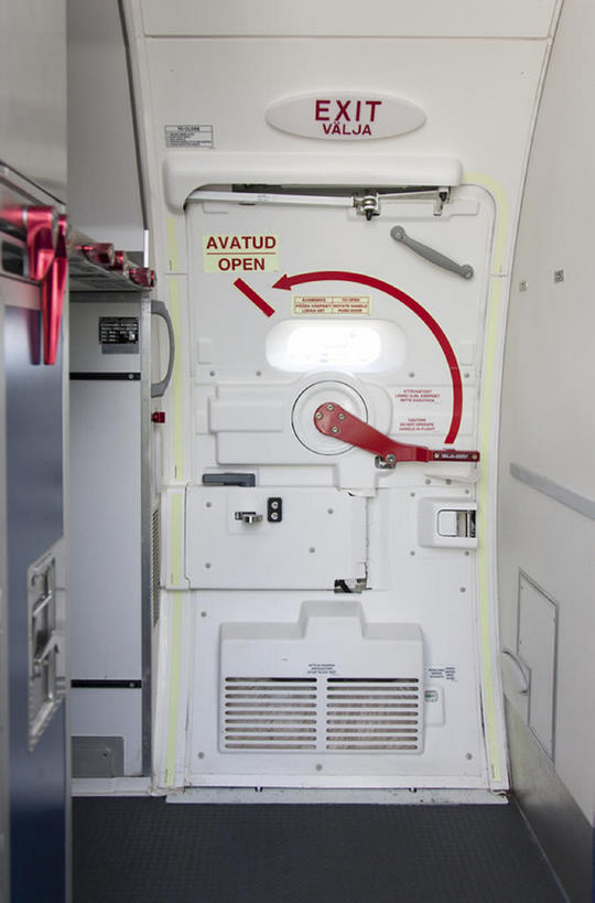 无人,竖图,室内,门,飞机,爱沙尼亚,关闭,运输,摄影,刨子,控制,封闭,控制杆,彩图,旅行,紧急出口,bj175