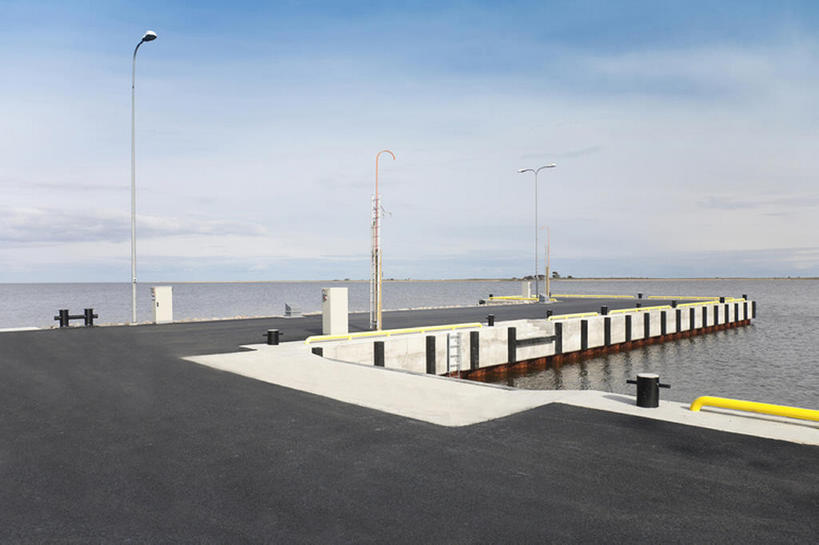 无人,码头,横图,室外,白天,海洋,水,欧洲,爱沙尼亚,地形,海岸线,陆地,水边,自然,摄影,东欧,系船柱,彩图,海港,bj175