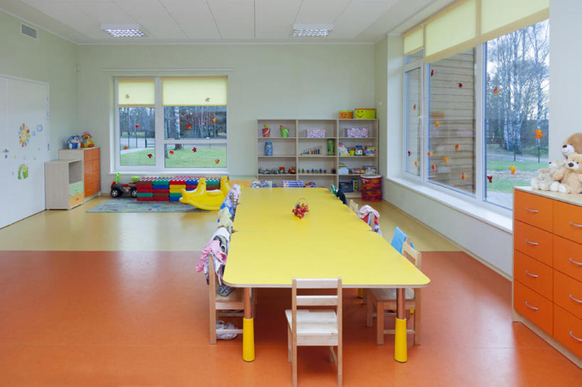 无人,学校,教学楼,横图,纯洁,家具,桌子,椅子,欧洲,爱沙尼亚,教育,书桌,校园,座位,教室,可爱,童年,童趣,幼儿园,摄影,童真,烂漫,无邪,东欧,天真,彩图,教学大楼,bj175