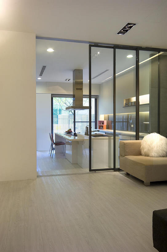 无人,家庭,竖图,室内,奢侈,时尚,厨房,窗户,家具,门,沙发,桌子,椅子,中国,亚洲,一排,拉门,整齐,公寓,豪华,干净,现代,布置,架子,灯,排列,装饰物,打开,温暖,温馨,一家人,财富,摄影,电灯,华丽,样板房,照亮,和睦,起居室,高雅,简单,开启,队列,华贵,抽油烟机,东亚,富丽,华美,设计,彩图,融洽,华侈,奢华,上层阶级,bj175