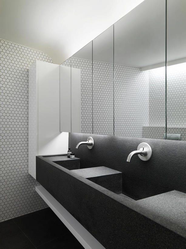 无人,竖图,室内,特写,镜子,浴室,中国,亚洲,瓷砖,水槽,水龙头,公寓,干净,现代,布置,摄影,电灯,样板房,高雅,简单,华贵,东亚,设计,彩图,上层阶级,bj175