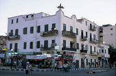 tkf001_308398